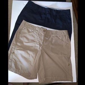 Tommy Hilfiger SZ 6 Bundle of 2pr Bermuda shorts
